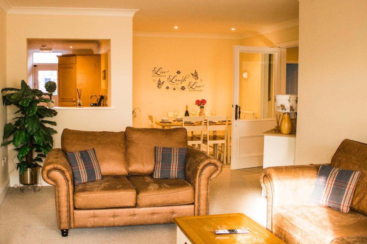 Stunning 3 Double Bedroom Apartment - *Town Centre / Near Beach* Berwick Upon Tweed المظهر الخارجي الصورة